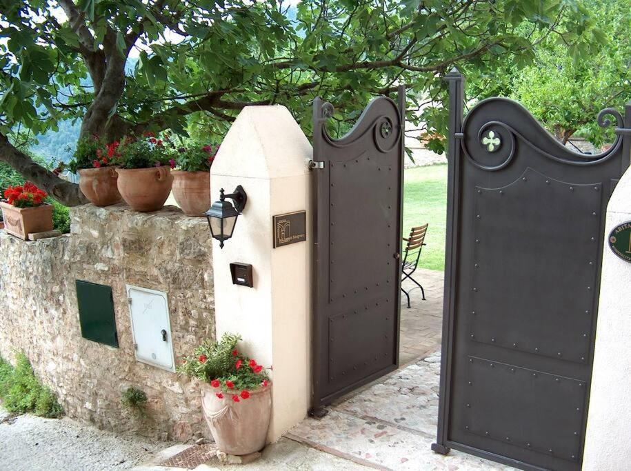 All Stone Horse Stable Converted To Elegant Apartment - Baltimora 斯波莱托 外观 照片